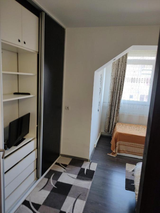 חונדוארה White Black Rooms מראה חיצוני תמונה