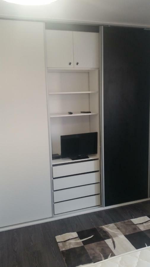 חונדוארה White Black Rooms מראה חיצוני תמונה