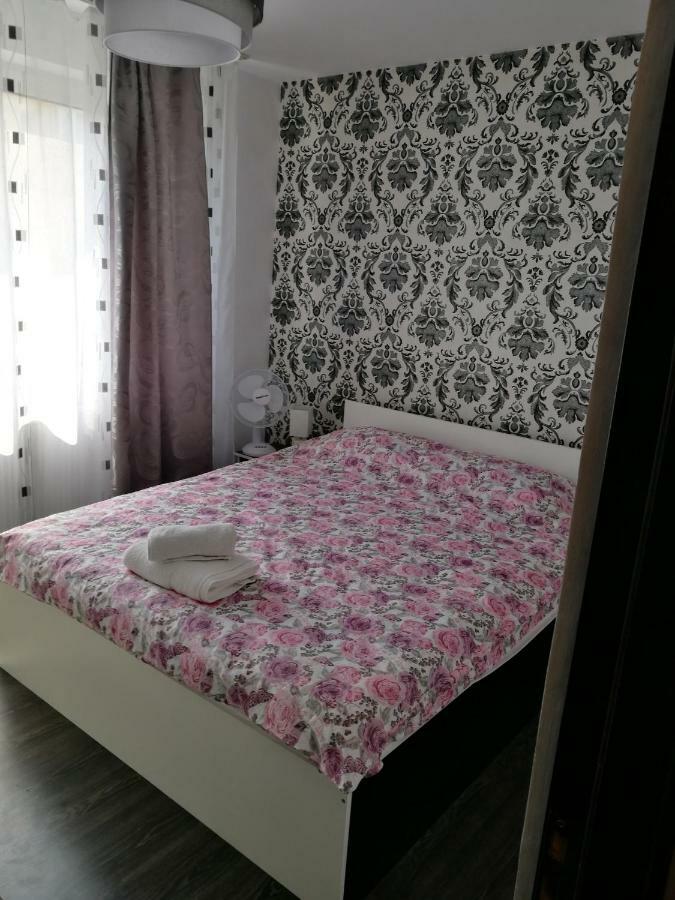 חונדוארה White Black Rooms מראה חיצוני תמונה